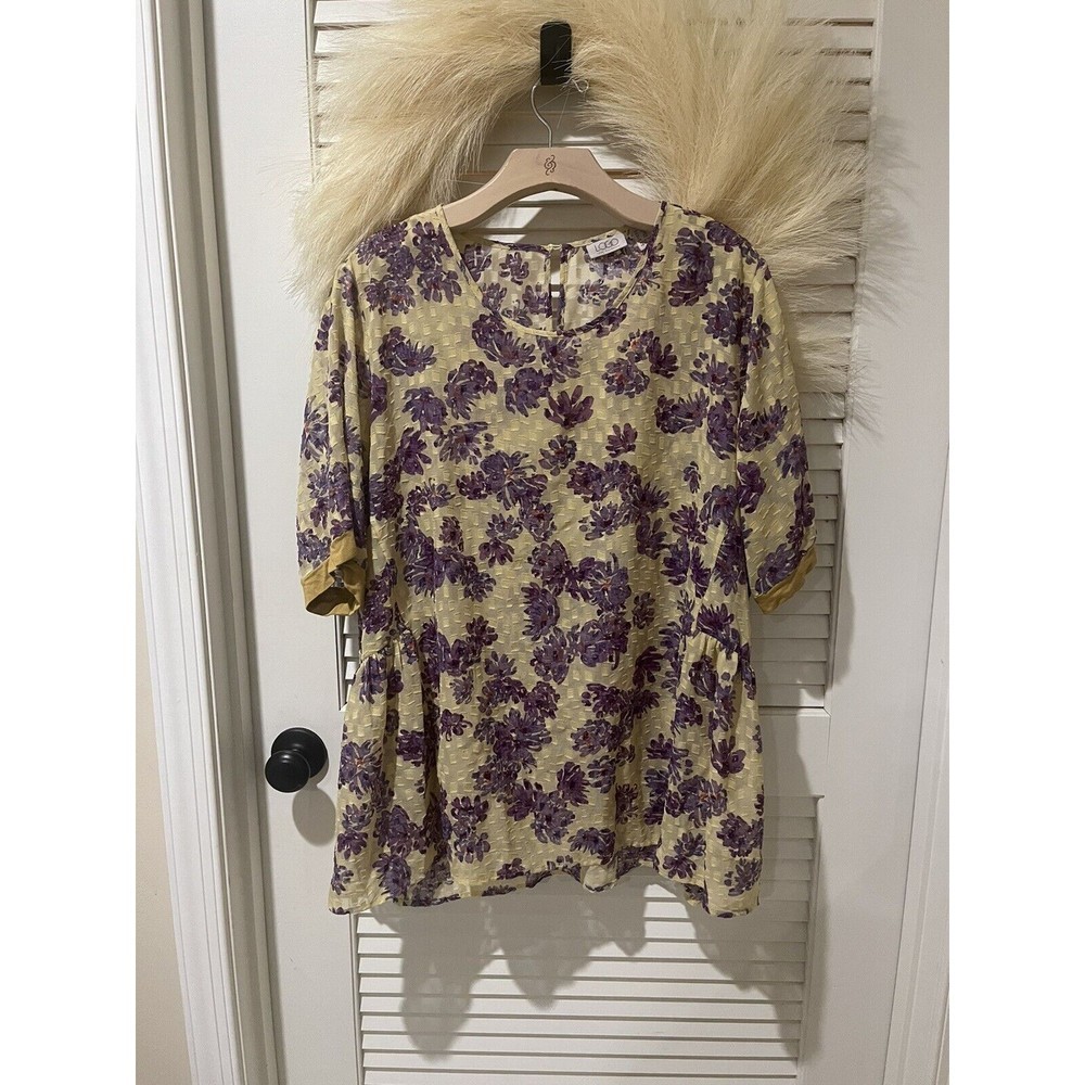 LOGO Lori Goldstein Yellow T-shirt Size 1X Plus Floral Pleated Chiffon Blouse​